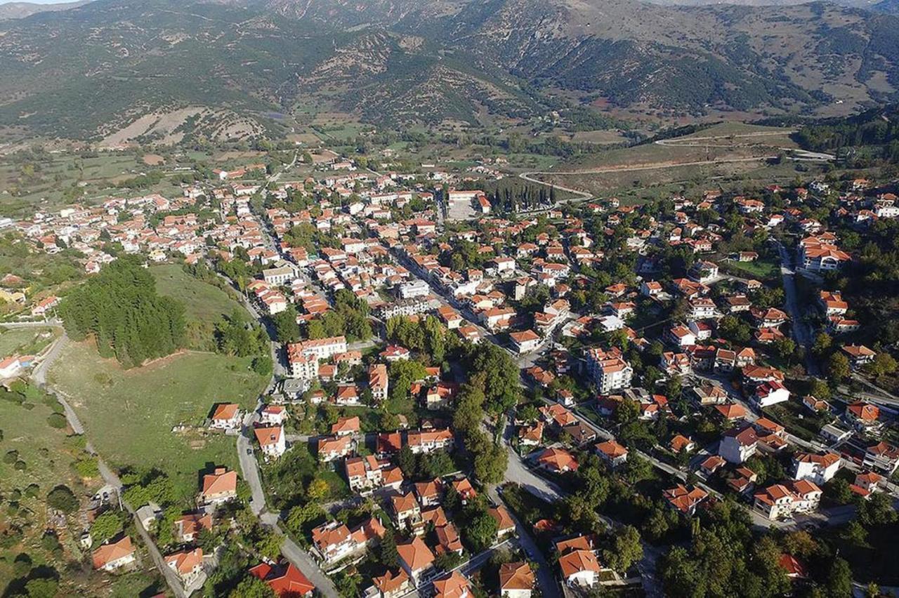 Ahilion Hotel Kalavryta Exterior photo